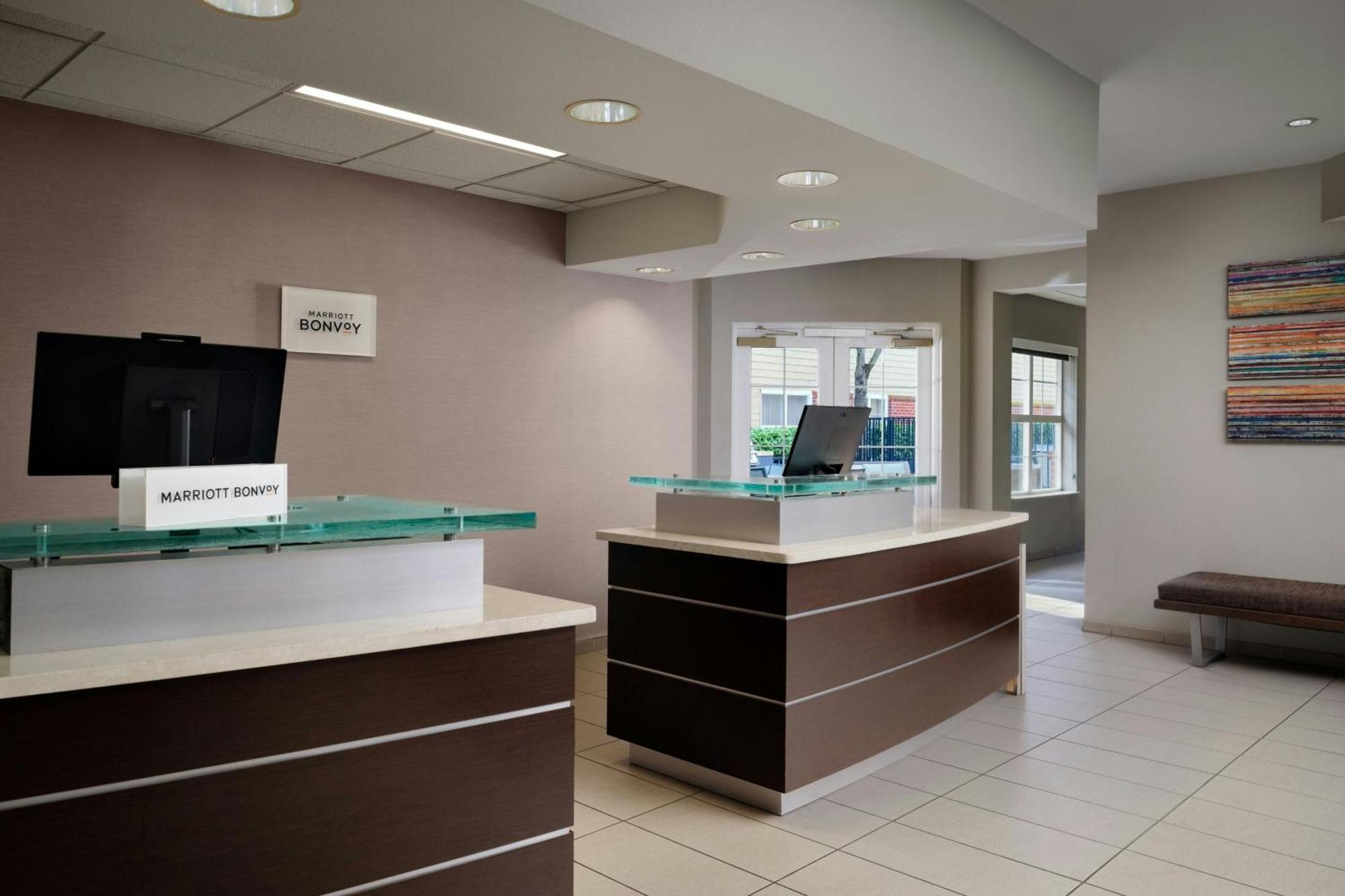 Residence Inn By Marriott Stockton Eksteriør billede